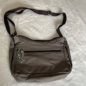 Excellent Crossbody Bag!